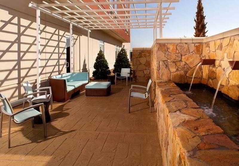 Springhill Suites Houston Intercontinental Airport Restaurant photo