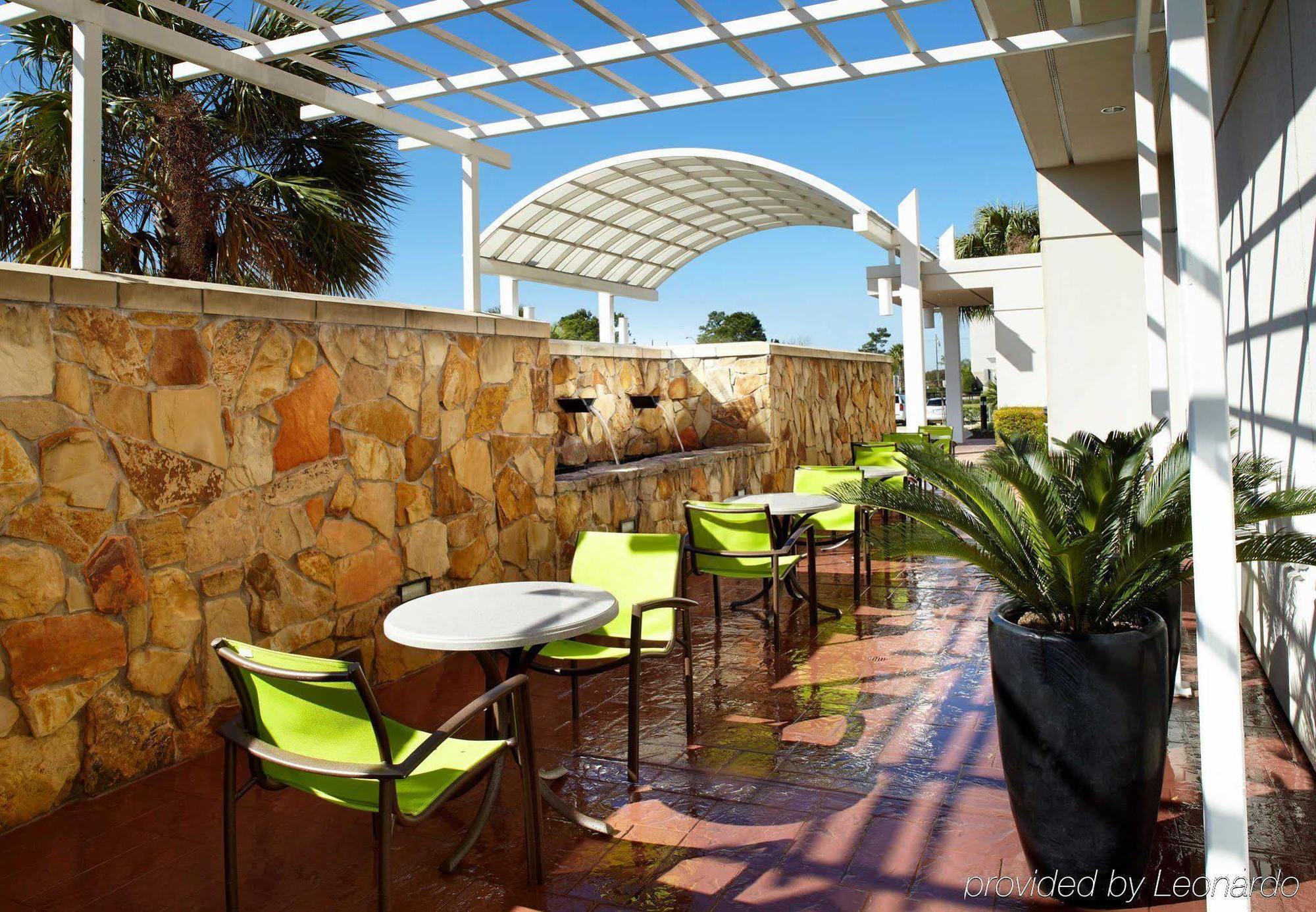 Springhill Suites Houston Intercontinental Airport Exterior photo